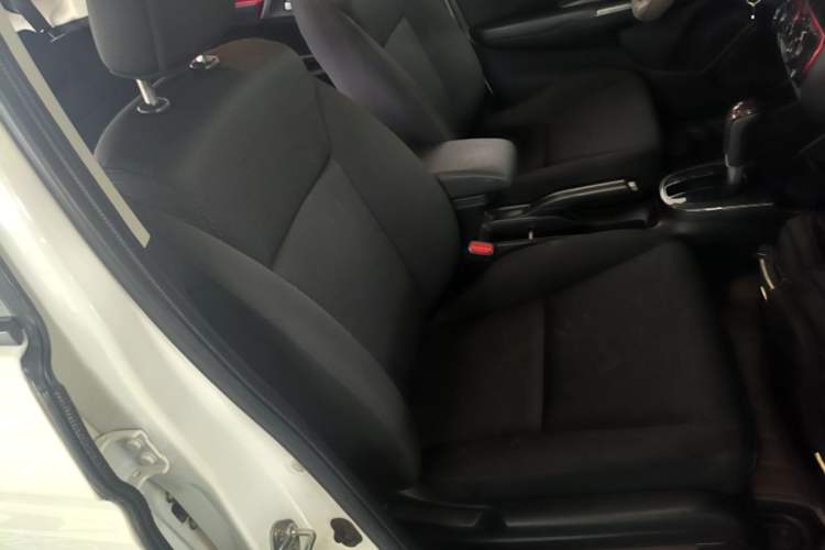 Used Honda Fit 2016 1.5L LX CVT Comfort Model Right Front Seat