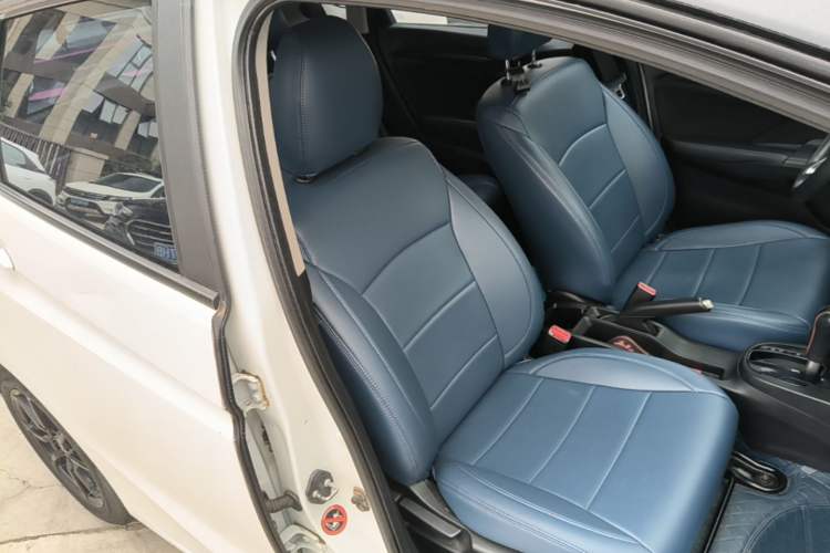 Used Honda Fit 2016 1.5L LX CVT Comfort Model Right Front Seat