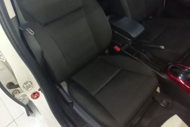 Used Honda Fit 2016 1.5L LX CVT Comfort Model Right Front Seat