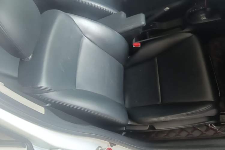 Used Honda Fit 2016 1.5L LXS CVT Comfort Sunroof Version Right Front Seat