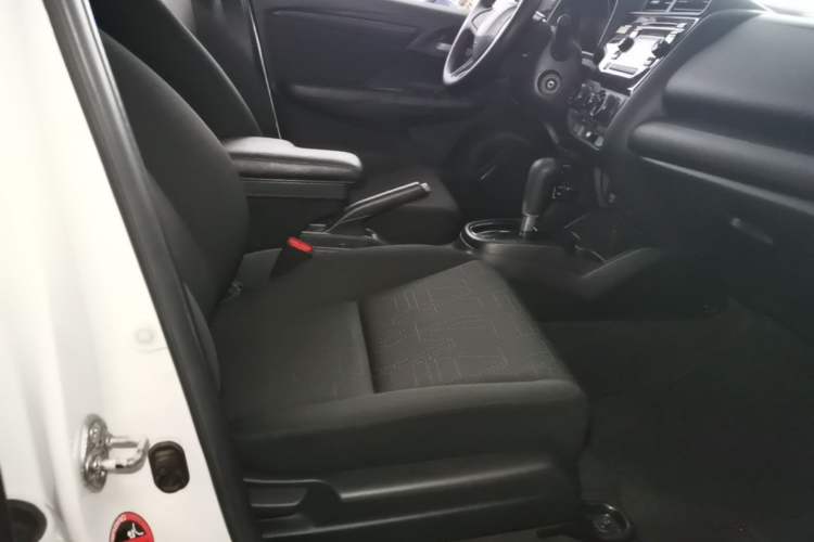 Used Honda Fit 2016 1.5L LXS CVT Comfort Sunroof Version Right Front Seat