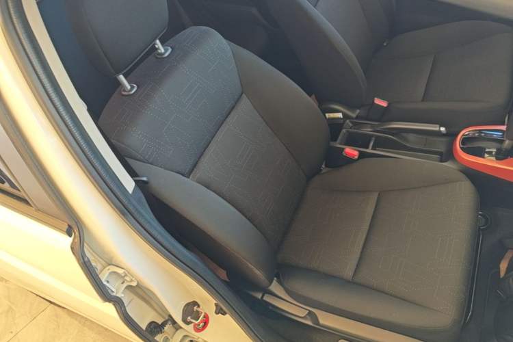 Used Honda Fit 2016 1.5L LXS CVT Comfort Sunroof Version Right Front Seat