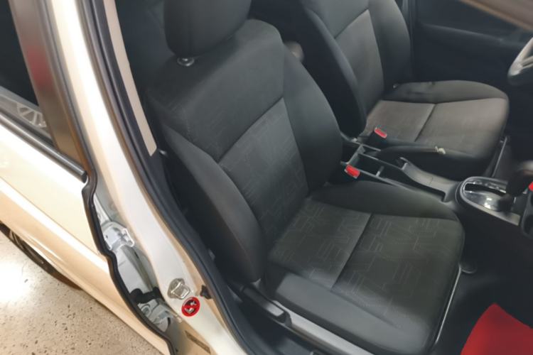 Used Honda Fit 2016 1.5L LXS CVT Comfort Sunroof Version Right Front Seat