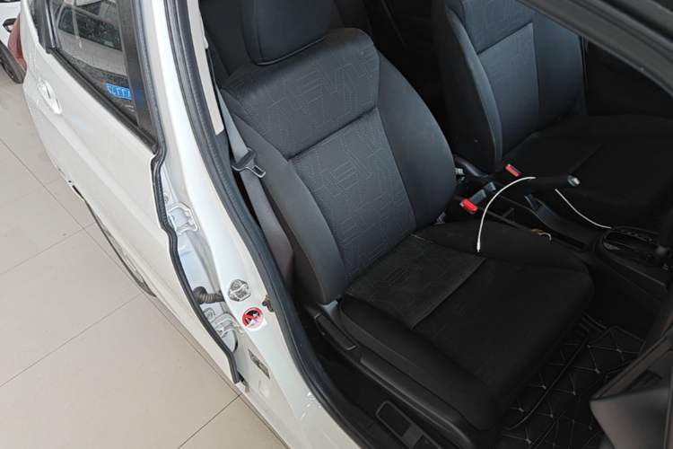Used Honda Fit 2016 1.5L LXS CVT Comfort Sunroof Version Right Front Seat