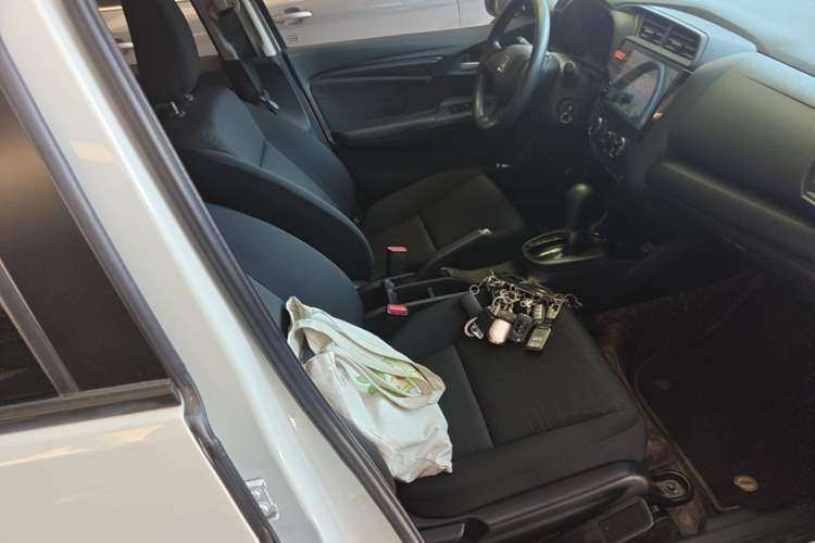 Used Honda Fit 2016 1.5L LX CVT Comfort Model Right Front Seat