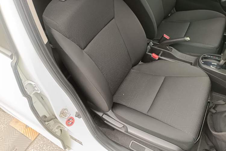 Used Honda Fit 2016 1.5L LXS CVT Comfort Sunroof Version Right Front Seat