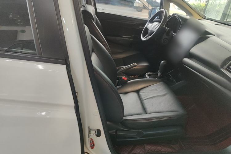 Used Honda Fit 2016 1.5L LX CVT Comfort Model Right Front Seat