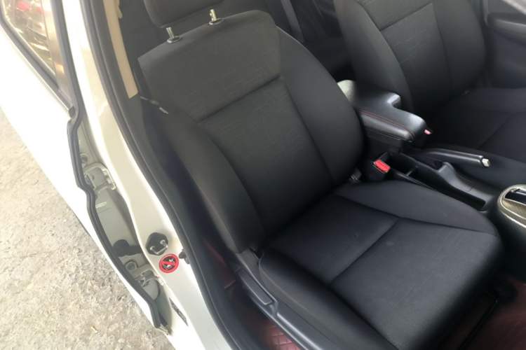 Used Honda Fit 2016 1.5L LXS CVT Comfort Sunroof Version Right Front Seat
