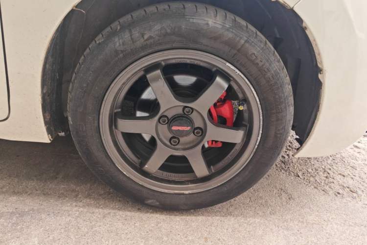 Used Honda Fit 2016 1.5L LXS CVT Comfort Sunroof Version Right Front Wheel Hub