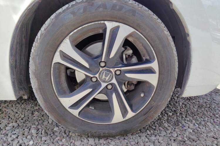 Used Honda Fit 2016 1.5L SES CVT Fashion Sunroof Edition Right Front Wheel Hub