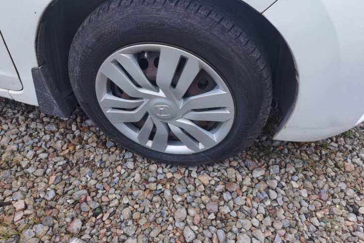 Used Honda Fit 2016 1.5L LXS CVT Comfort Sunroof Version Right Front Wheel Hub