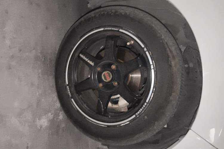 Used Honda Fit 2016 1.5L LXS CVT Comfort Sunroof Version Right Front Wheel Hub