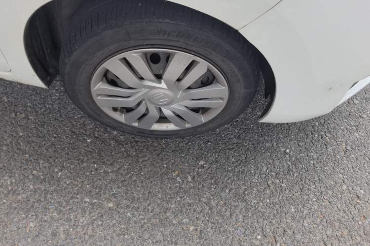 Used Honda Fit 2016 1.5L LX Manual Comfort Model Right Front Wheel Hub