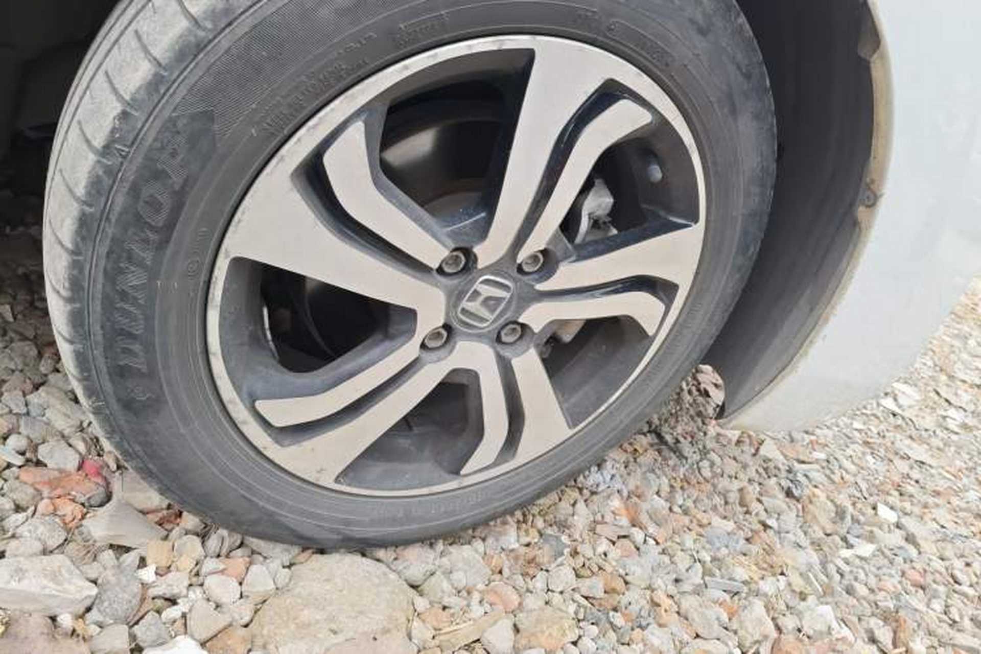 Used Honda Fit 2016 1.5L LXS CVT Comfort Sunroof Version Right Front Wheel Hub