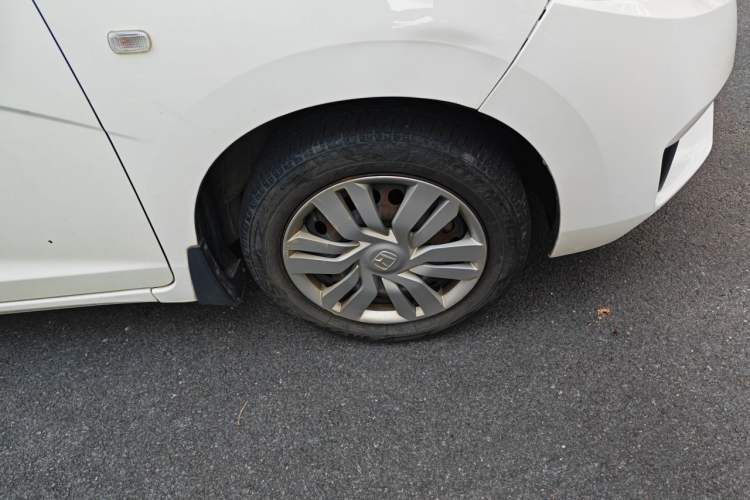 Used Honda Fit 2016 1.5L LX CVT Comfort Model Right Front Wheel Hub