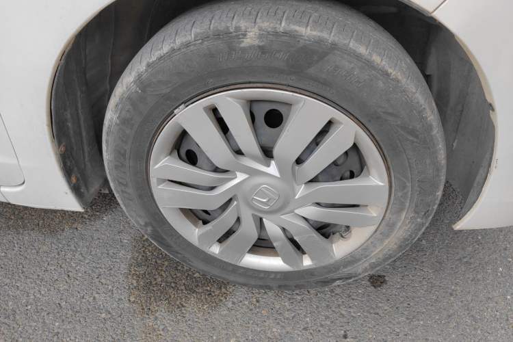 Used Honda Fit 2016 1.5L LXS CVT Comfort Sunroof Version Right Front Wheel Hub