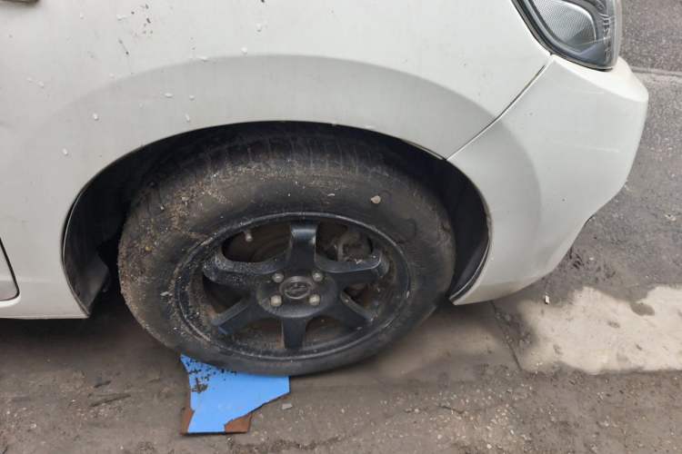 Used Honda Fit 2016 1.5L LX CVT Comfort Model Right Front Wheel Hub