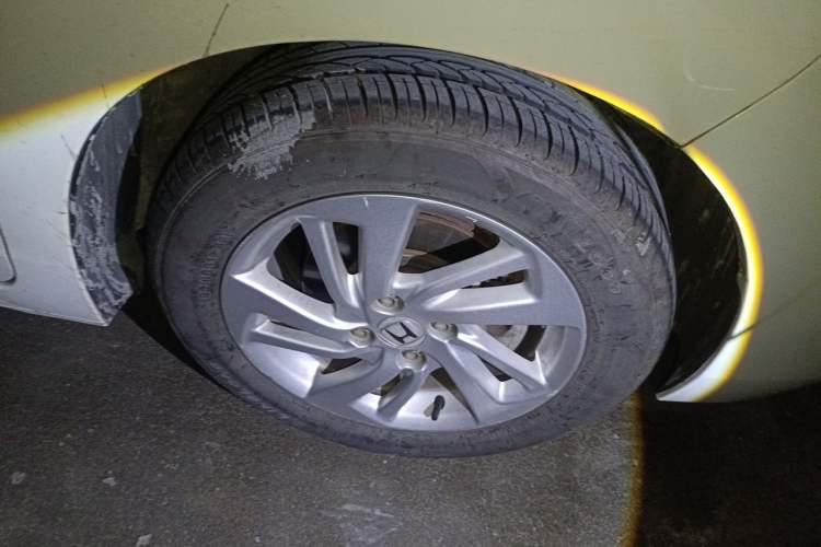 Used Honda Fit 2016 1.5L LXS CVT Comfort Sunroof Version Right Front Wheel Hub