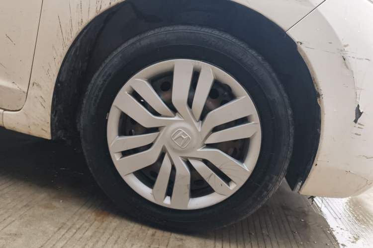 Used Honda Fit 2016 1.5L LXS CVT Comfort Sunroof Version Right Front Wheel Hub