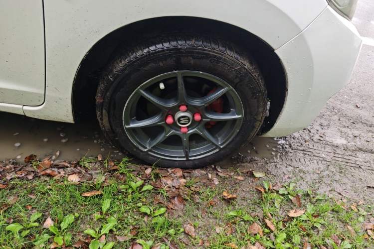 Used Honda Fit 2016 1.5L LXS CVT Comfort Sunroof Version Right Front Wheel Hub