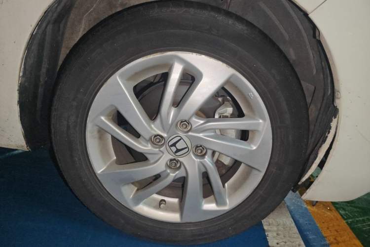 Used Honda Fit 2016 1.5L LXS CVT Comfort Sunroof Version Right Front Wheel Hub