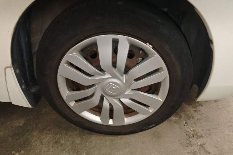 Used Honda Fit 2016 1.5L LXS CVT Comfort Sunroof Version Right Front Wheel Hub