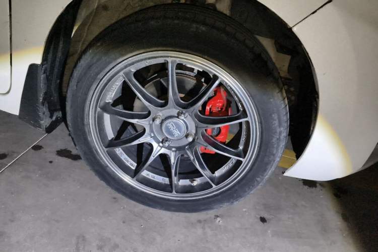 Used Honda Fit 2016 1.5L LX Manual Comfort Model Right Front Wheel Hub