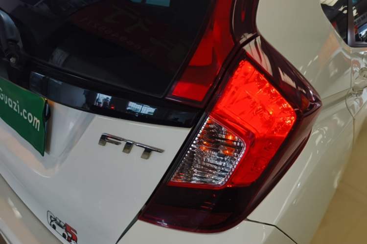 Used Honda Fit 2016 1.5L LXS CVT Comfort Sunroof Version Right Rear Taillight