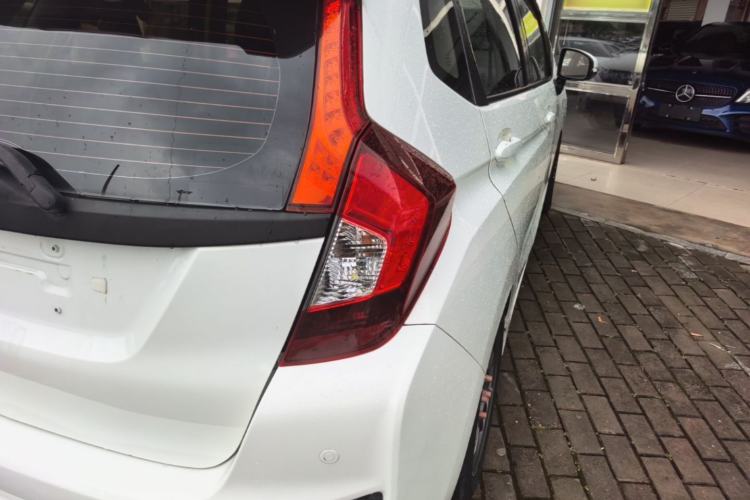 Used Honda Fit 2016 1.5L LXS CVT Comfort Sunroof Version Right Rear Taillight