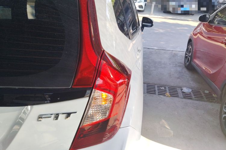 Used Honda Fit 2016 1.5L LXS CVT Comfort Sunroof Version Right Rear Taillight