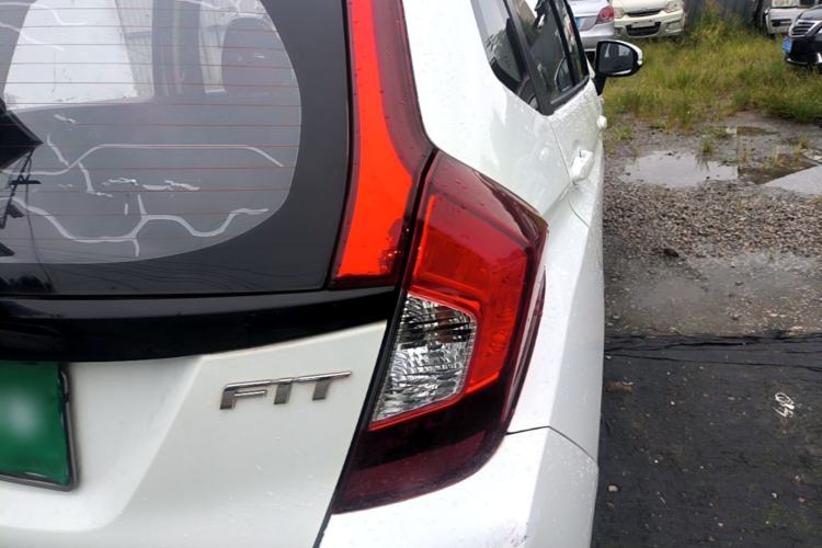 Used Honda Fit 2016 1.5L LX Manual Comfort Model Right Rear Taillight