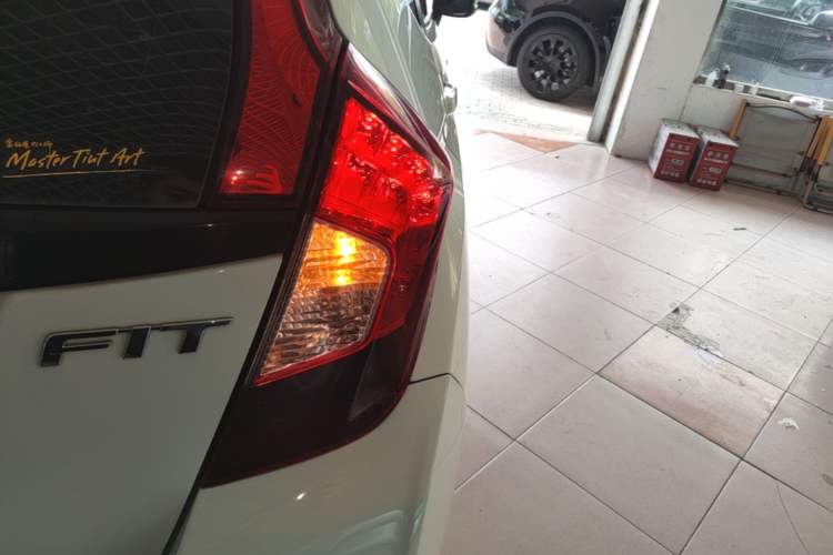 Used Honda Fit 2016 1.5L LX Manual Comfort Model Right Rear Taillight