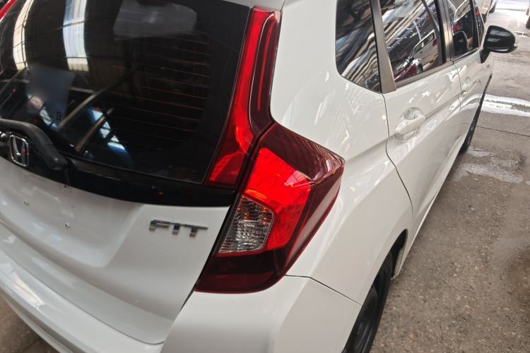 Used Honda Fit 2016 1.5L LXS CVT Comfort Sunroof Version Right Rear Taillight