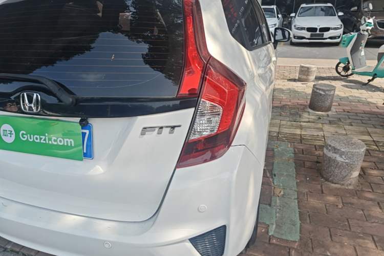 Used Honda Fit 2016 1.5L LXS CVT Comfort Sunroof Version Right Rear Taillight