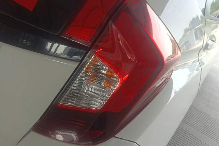 Used Honda Fit 2016 1.5L LXS CVT Comfort Sunroof Version Right Rear Taillight