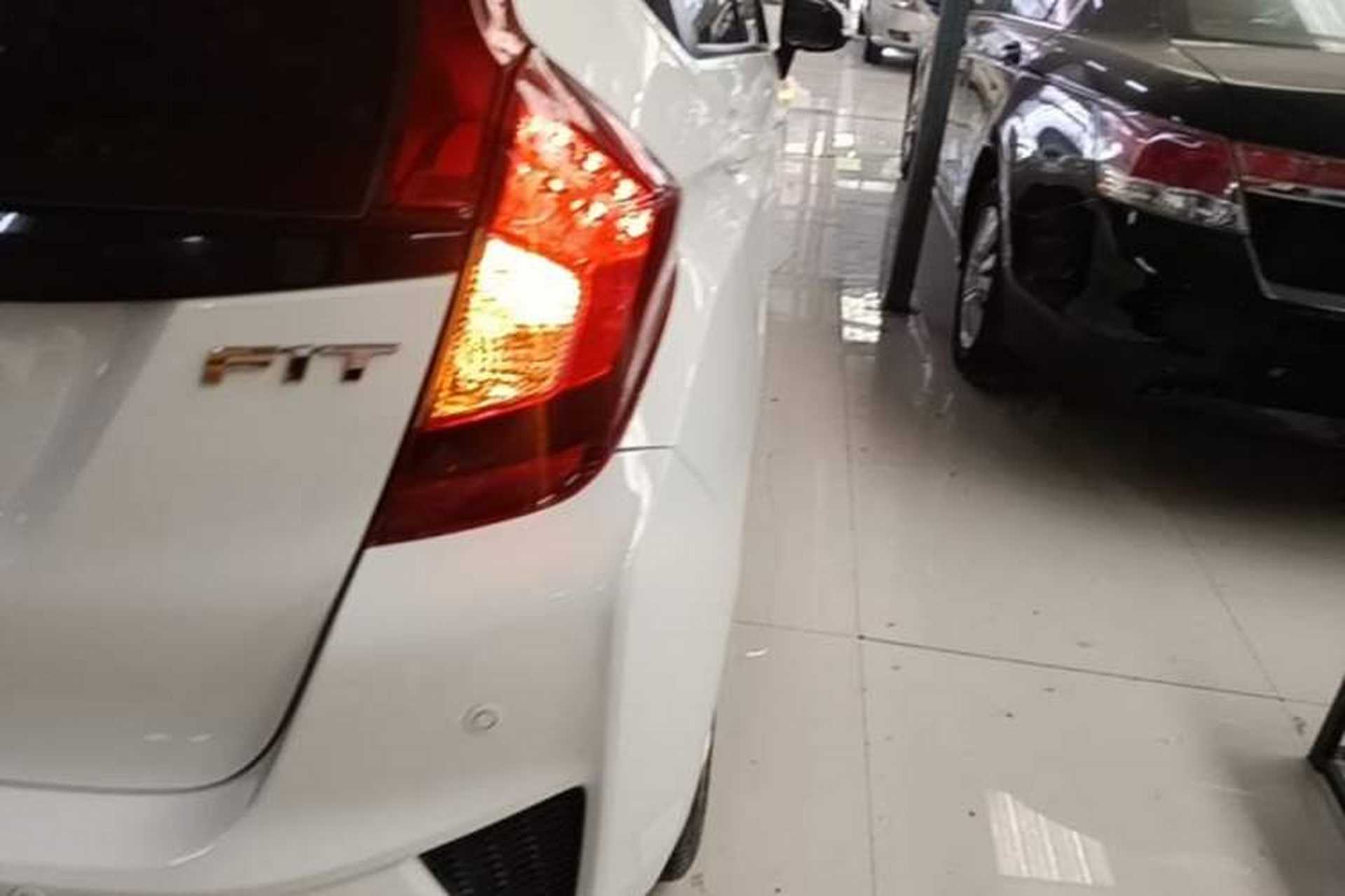 Used Honda Fit 2016 1.5L LXS CVT Comfort Sunroof Version Right Rear Taillight