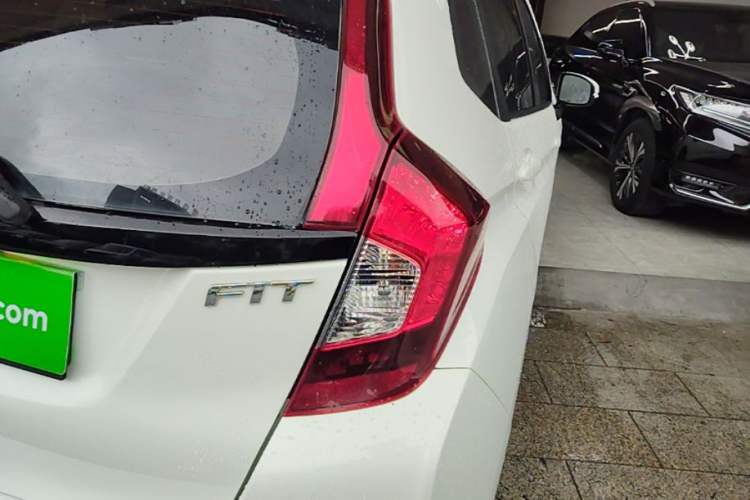 Used Honda Fit 2016 1.5L LXS CVT Comfort Sunroof Version Right Rear Taillight