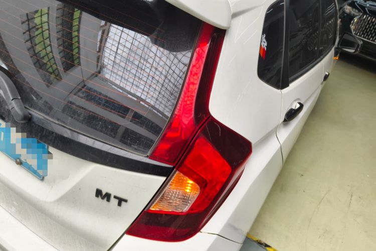 Used Honda Fit 2016 1.5L LX Manual Comfort Model Right Rear Taillight