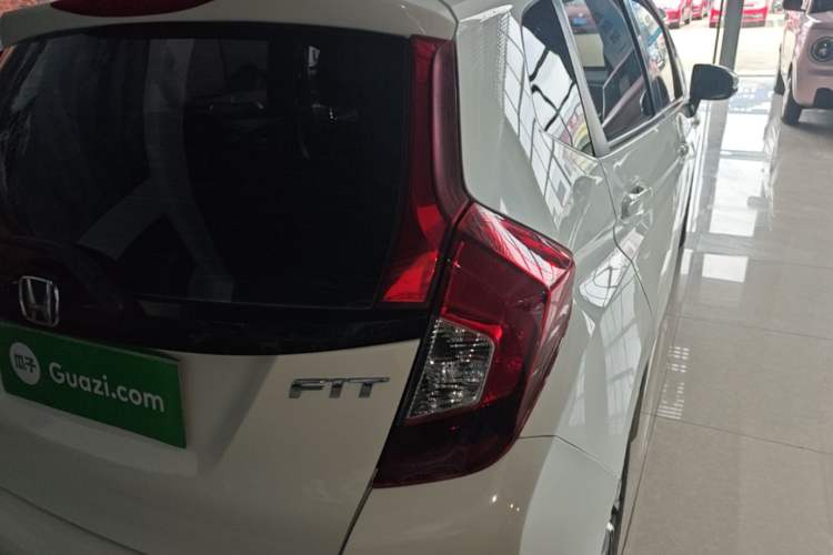 Used Honda Fit 2016 1.5L LXS CVT Comfort Sunroof Version Right Rear Taillight