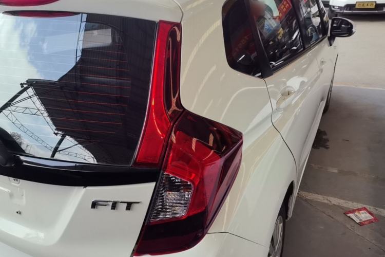 Used Honda Fit 2016 1.5L LXS CVT Comfort Sunroof Version Right Rear Taillight
