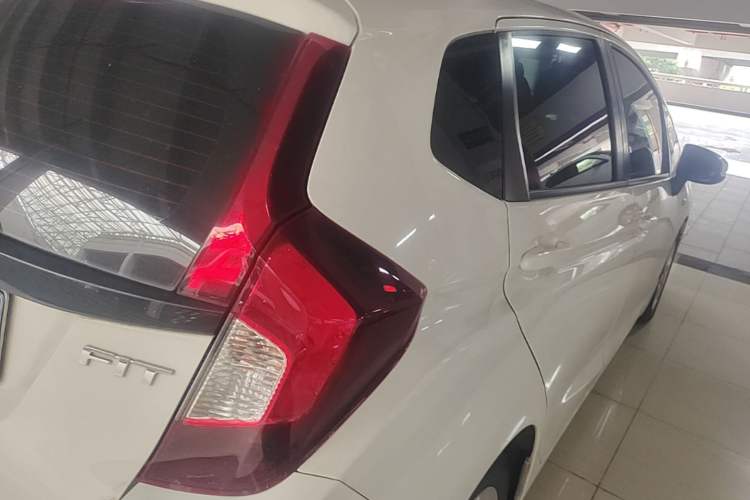 Used Honda Fit 2016 1.5L LXS CVT Comfort Sunroof Version Right Rear Taillight