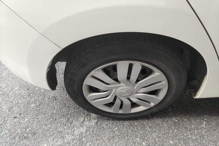 Used Honda Fit 2016 1.5L LXS CVT Comfort Sunroof Version Right Rear Wheel Hub