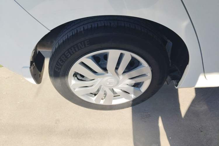 Used Honda Fit 2016 1.5L LXS CVT Comfort Sunroof Version Right Rear Wheel Hub