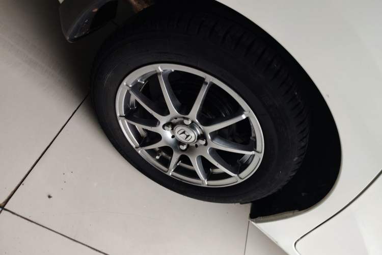 Used Honda Fit 2016 1.5L LXS CVT Comfort Sunroof Version Right Rear Wheel Hub