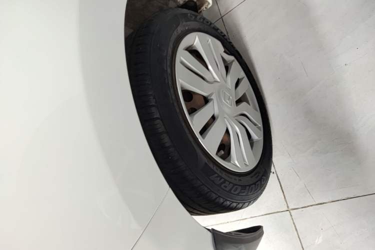 Used Honda Fit 2016 1.5L LX CVT Comfort Model Right Rear Wheel Hub