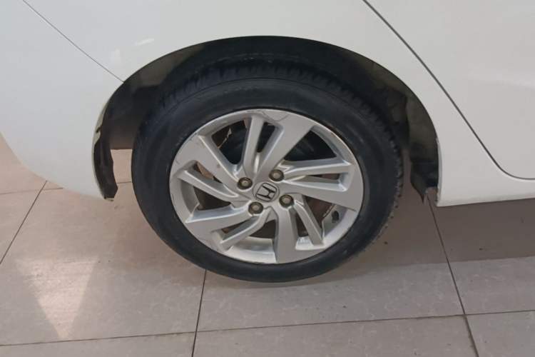 Used Honda Fit 2016 1.5L SE CVT Fashion Model Right Rear Wheel Hub