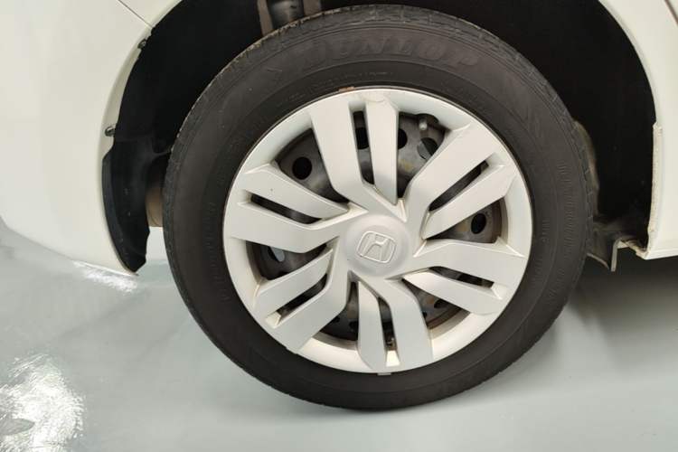 Used Honda Fit 2016 1.5L LXS CVT Comfort Sunroof Version Right Rear Wheel Hub