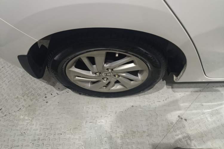 Used Honda Fit 2016 1.5L LX CVT Comfort Model Right Rear Wheel Hub