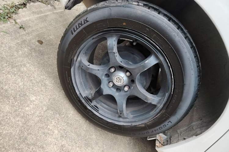 Used Honda Fit 2016 1.5L LX CVT Comfort Model Right Rear Wheel Hub