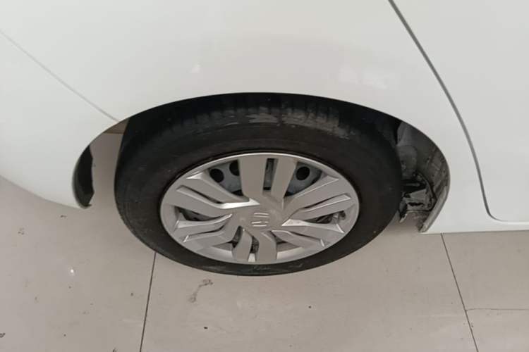 Used Honda Fit 2016 1.5L LXS CVT Comfort Sunroof Version Right Rear Wheel Hub